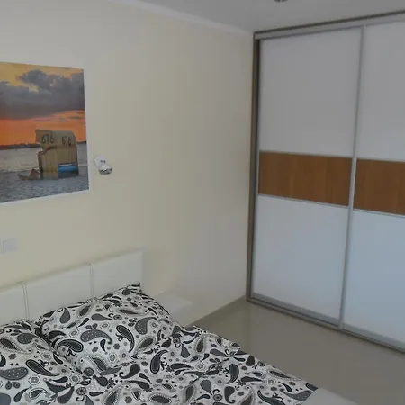 Sosnowe Nad Morzem Apartment Lukecin