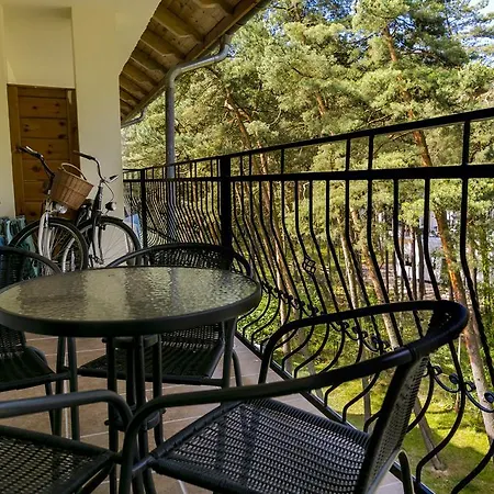 Sosnowe Nad Morzem Apartment *