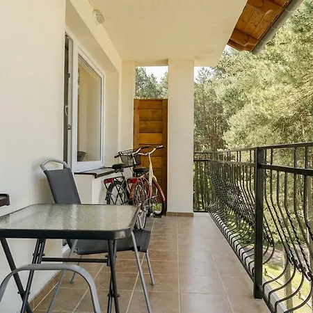 Sosnowe Nad Morzem Apartment *